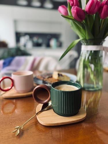 Customer photo review of Belleek Living Hula Mug Set of 4