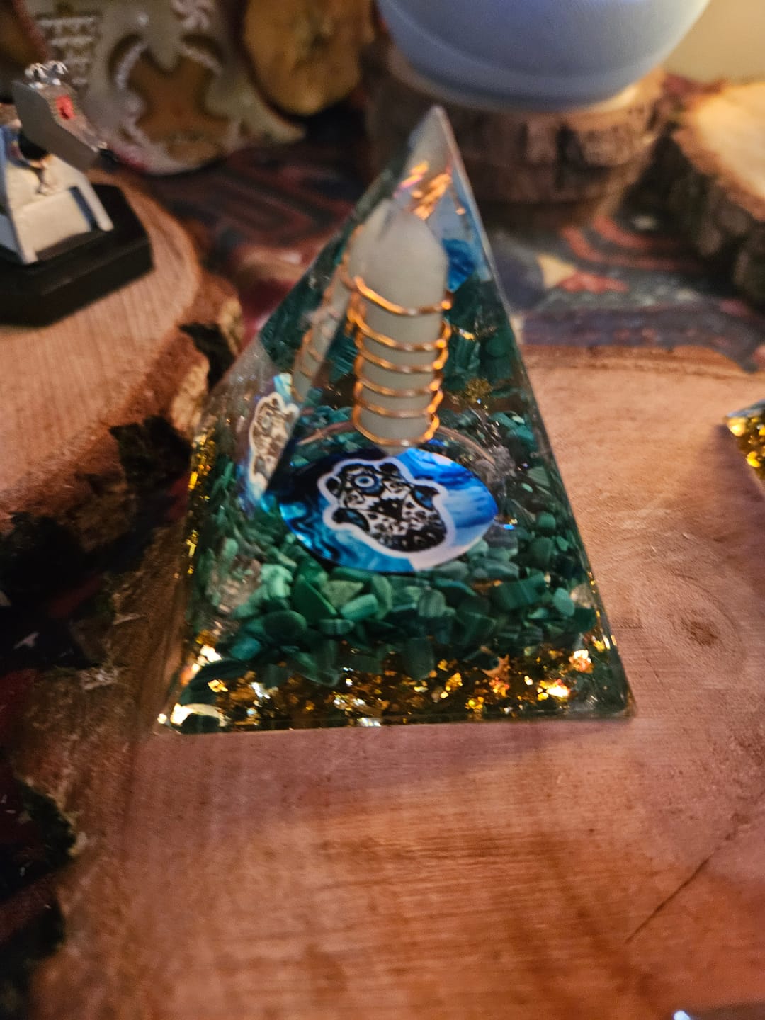 Customer photo review of Olivenorma Amethyst With Malachite Orgone Pyramid