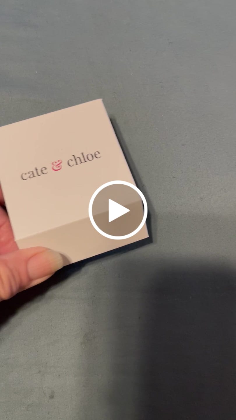 Customer video review of Ashley 18k White Gold Plated Knot Stud Earrings