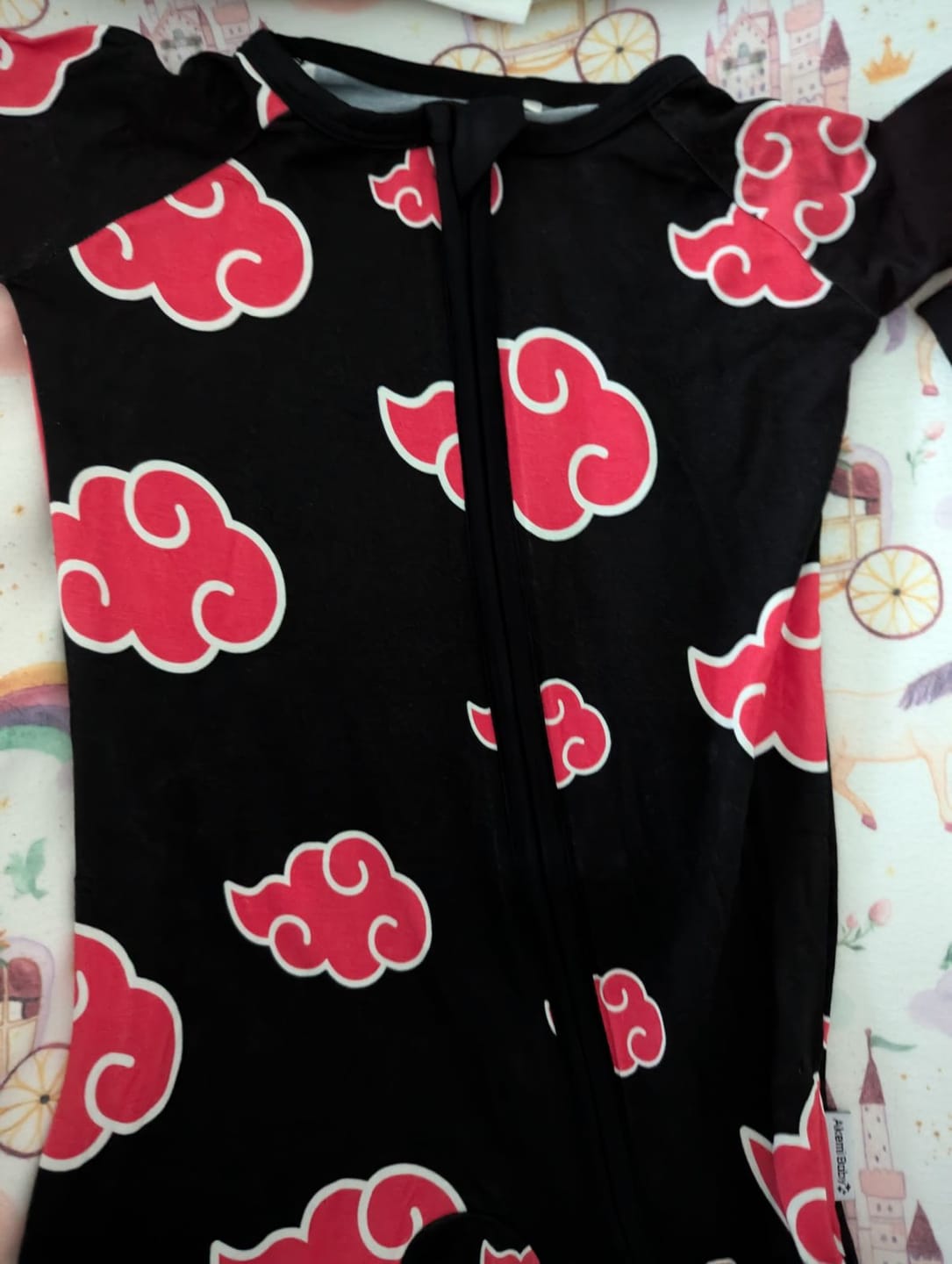 Customer photo review of Classic Akatsuki Clouds Zippy