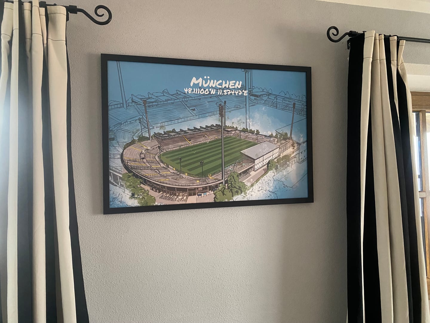 Customer photo review of Stadion Poster München Art Print