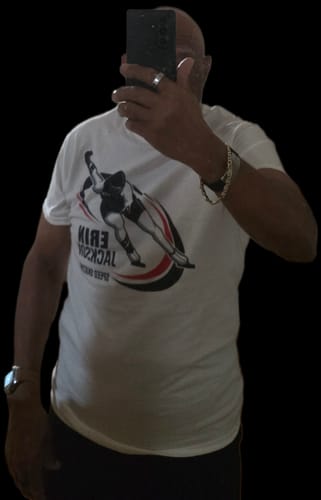 Customer photo review of Erin Jackson Supporter Classic Tee