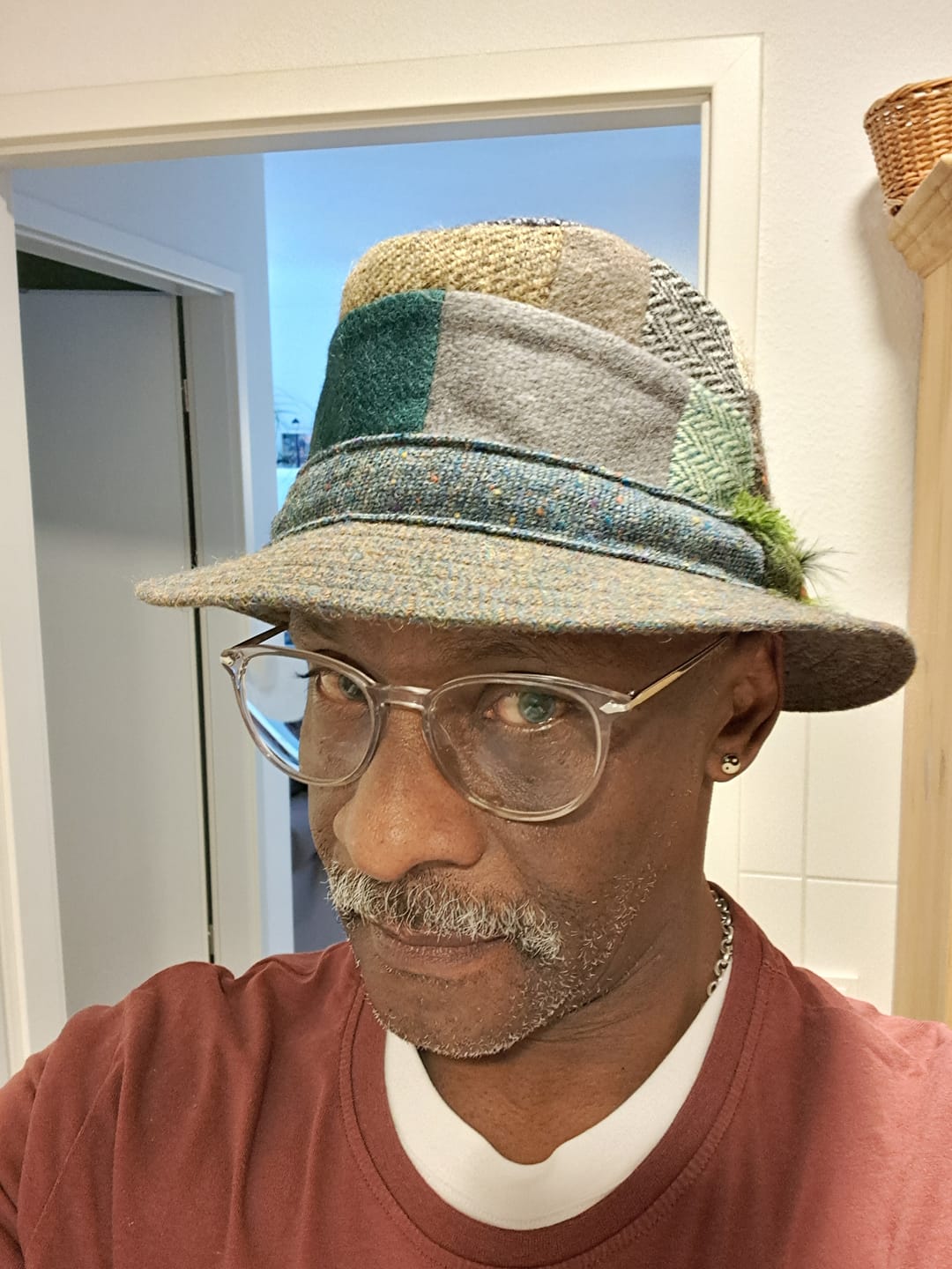 Customer photo review of Walking Hat Patchwork Tweed