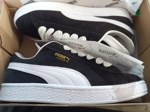 Customer photo review of Tenis Suede XL Negro Blanco 1.1 Premium