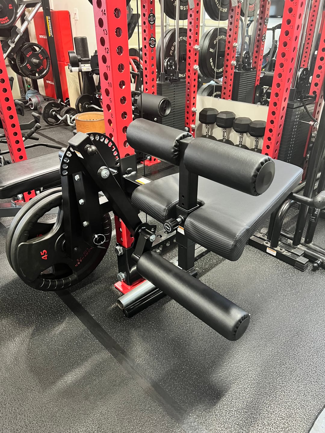 Customer photo review of Rack Mounted Leg Extension and Curl - 3"×3"