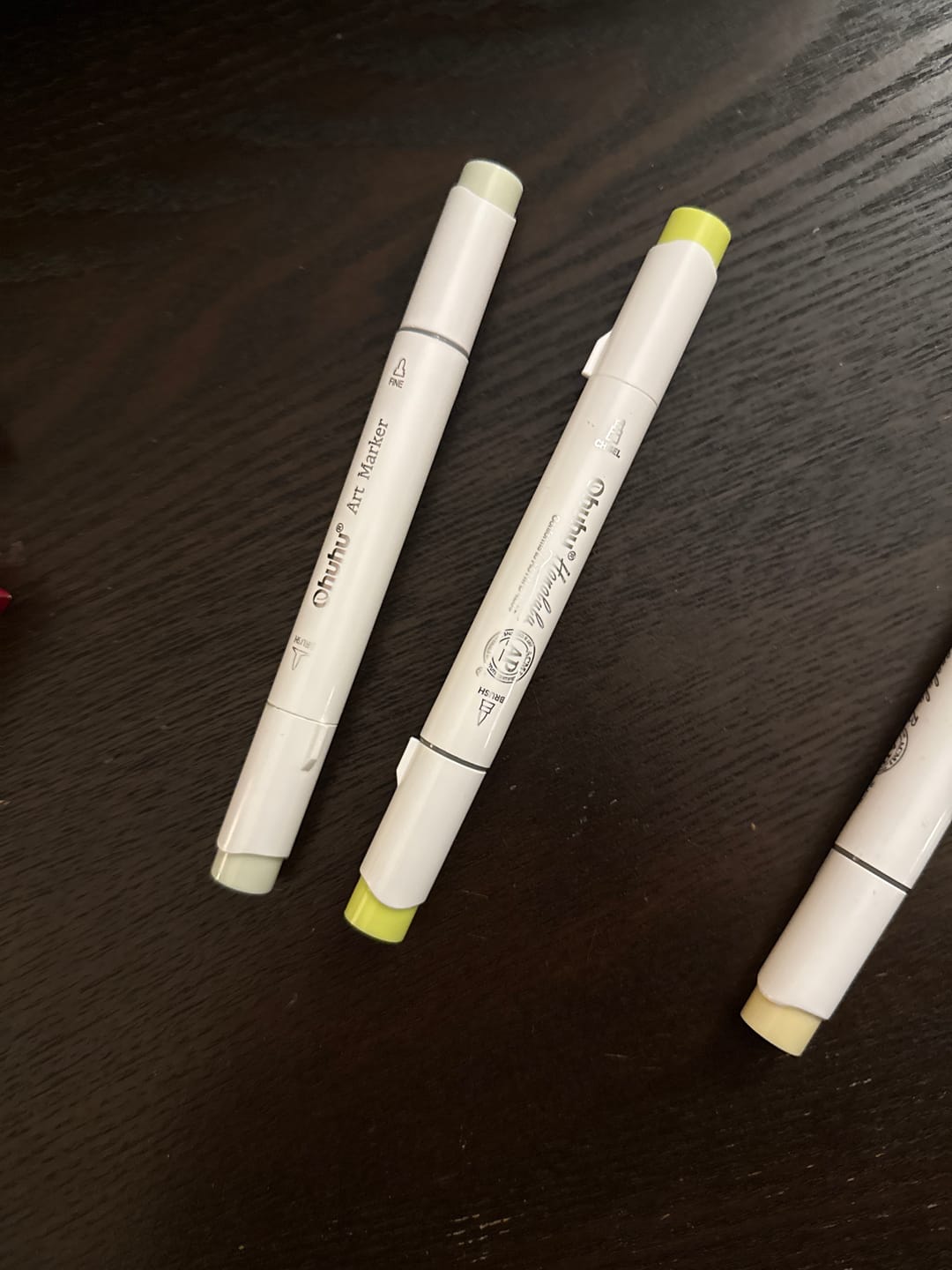 Customer photo review of Ohuhu Honolulu G220 / E05 Individual Marker, Brush & Chisel