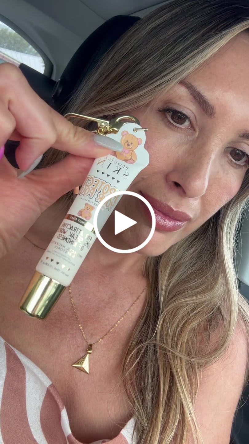 Customer video review of Glitter Bad Bitch Energy Lip Duo - Coconut Cake