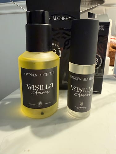 Customer photo review of 1OZ SAMPLE BODY OIL