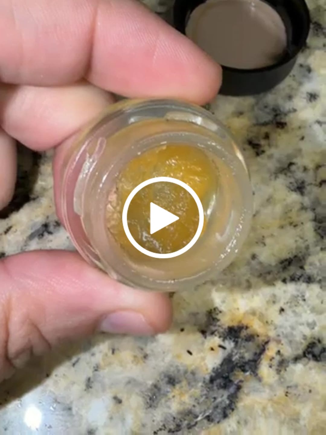 Customer video review of THCa Badder