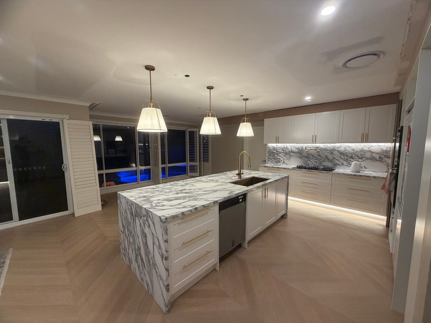 Customer photo review of Contemporary 4-Light Conical Linen Tapered Pendant Light