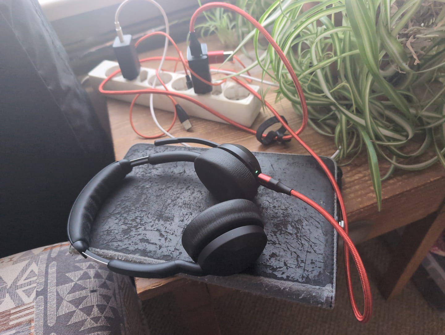 Customer photo review of Volta MAX Cable - (Nylon Braided)