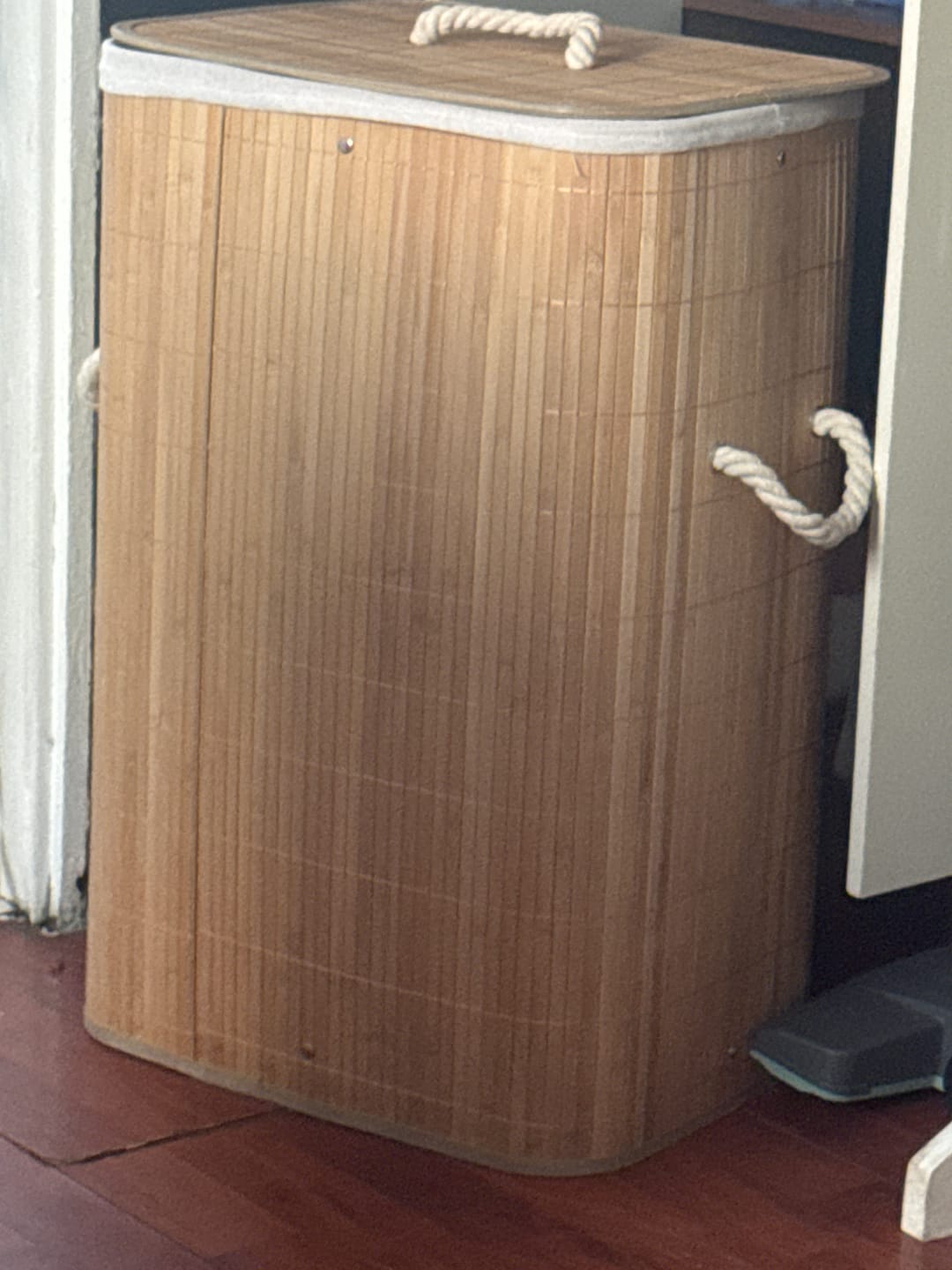 Customer photo review of Canasto Cesto Ropa Sucia Pleglable Look Bambu Grande Tapa Im