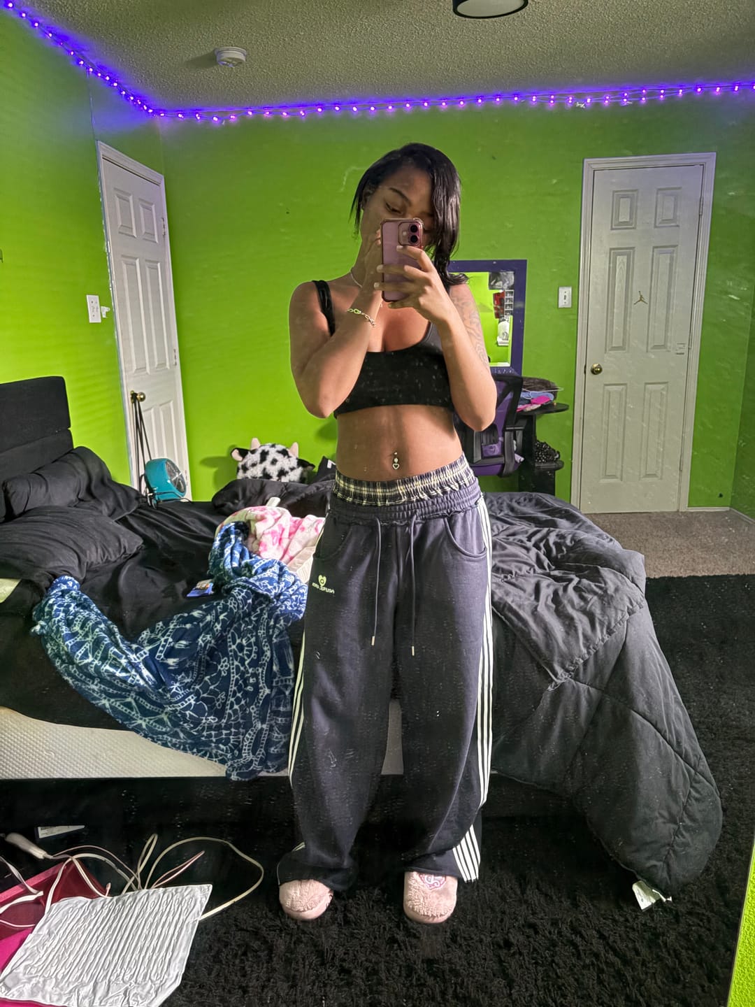 Customer photo review of Aelfric Eden Double Waist Baggy Sweatpants