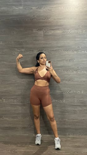 Customer photo review of Adjustable Bra & Tummy Control Shorts Seamless Green Gym Set