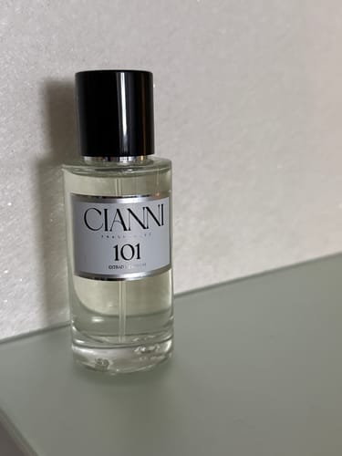 Customer photo review of 939 - The Next Look