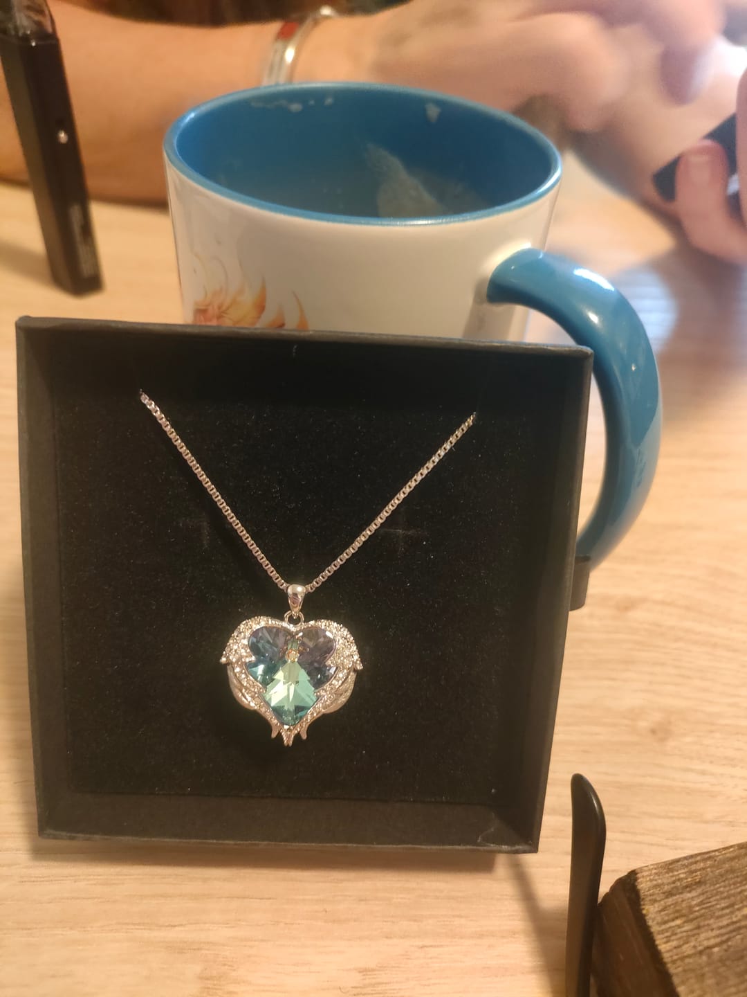 Customer photo review of Engelsflügel Halskette | Dein Schutzengel für unterwegs