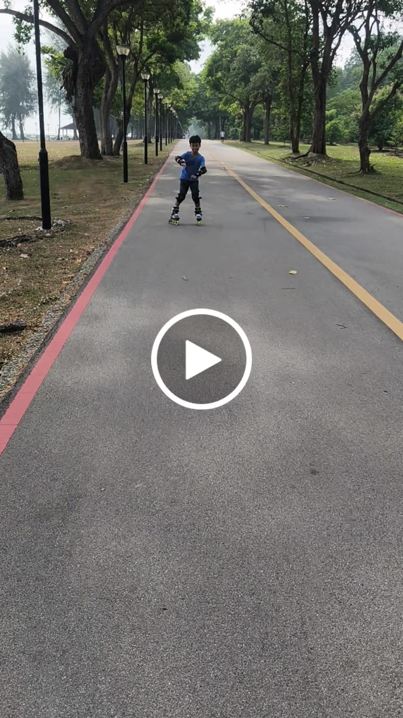 Customer video review of Rollerblade Apex Charcoal Kids Skates