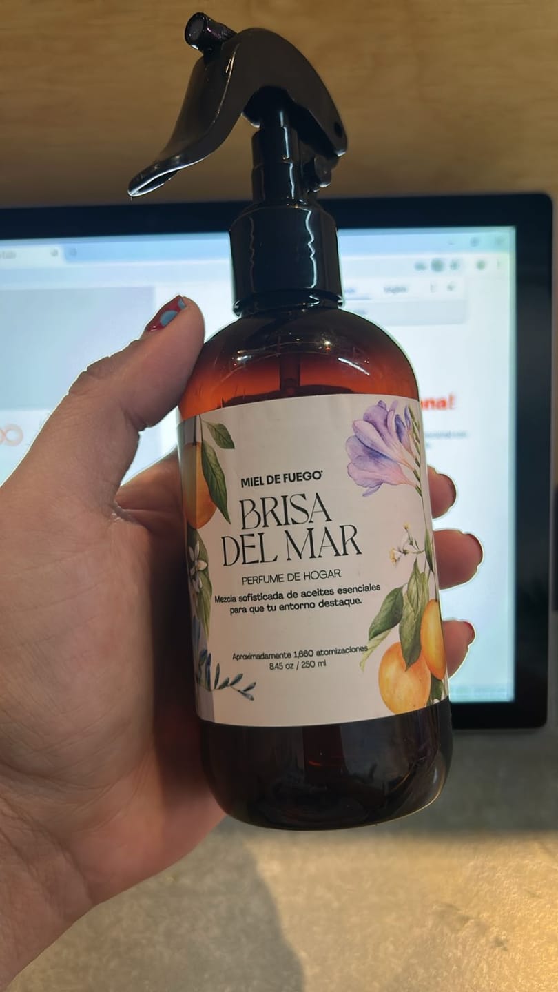 Customer photo review of Brisa del Mar