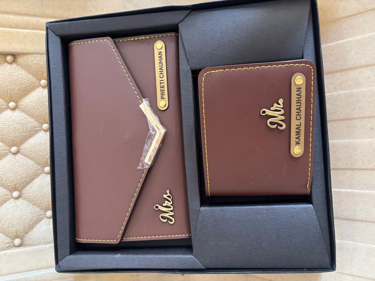 Customer photo review of Customized Gents and Women Wallet couple combo