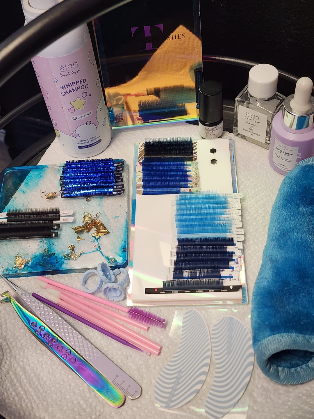 Customer photo review of VELOUR LASH ADHESIVE