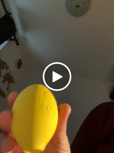 Customer video review of Lem Clitoral Massager