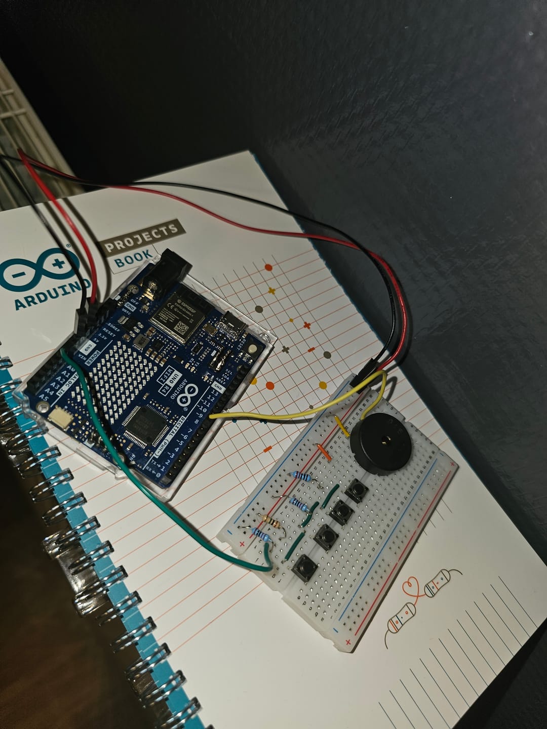 Customer photo review of Arduino Starter Kit R4