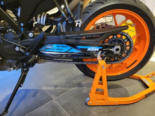 Customer photo review of KTM 790 Duke GRAPHICS - "Rasorblade" (Blue)