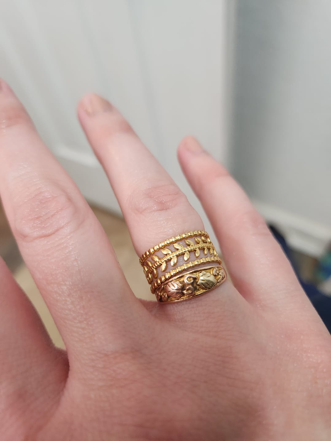 Customer photo review of Marissa Layered Gold Leaf Ring