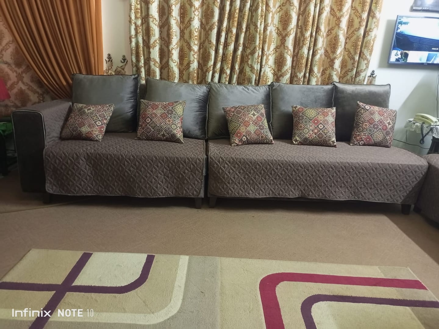 Customer photo review of BROWN ULTRASONIC SOFA COVER