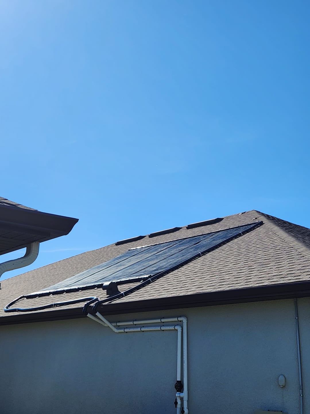 Customer photo review of SwimJoy Industrial Grade DIY Solar Pool Heater Kit - Advanced High-Wind Mounting System - Lifetime Ltd. Warranty
