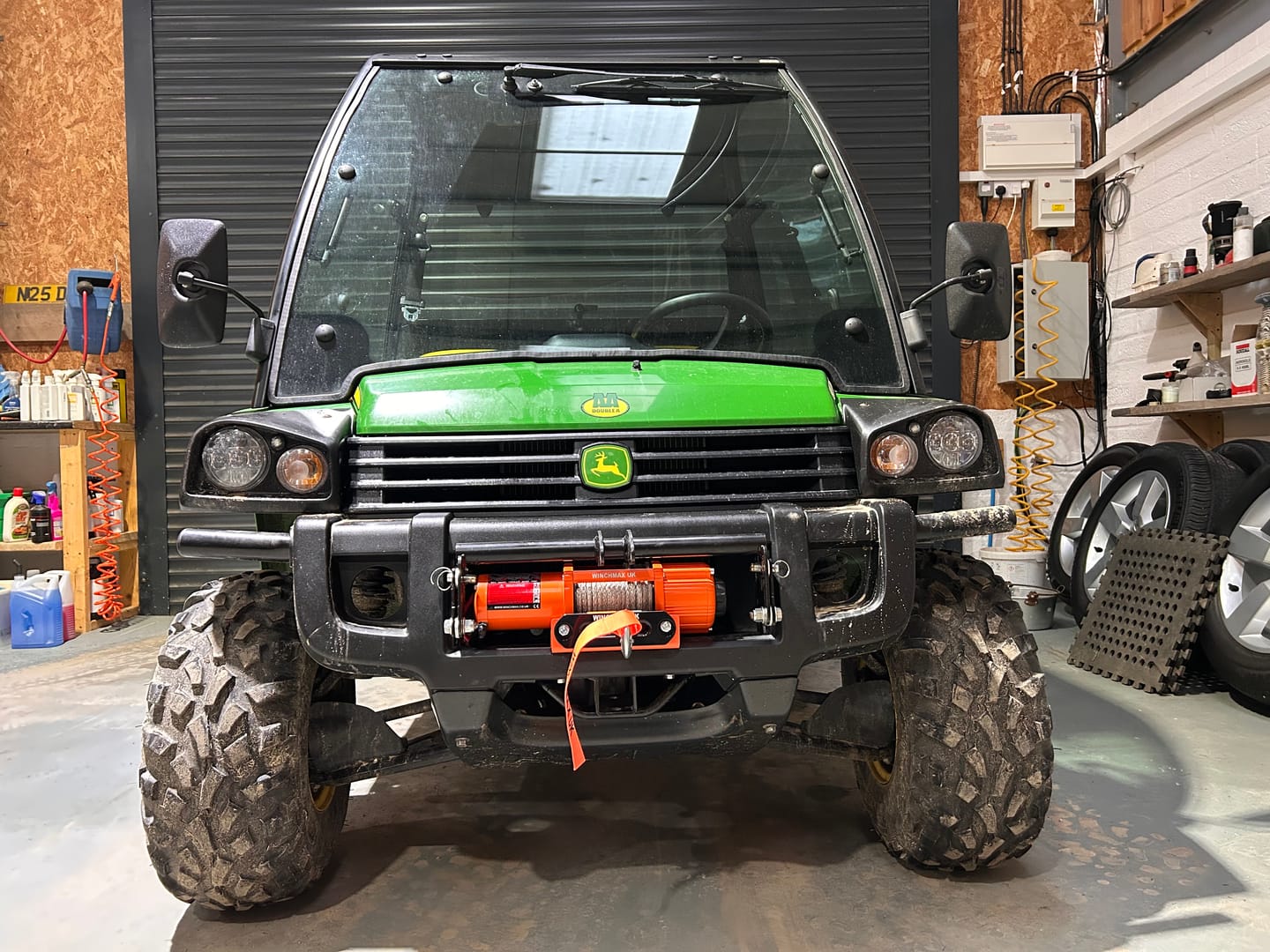 Customer photo review of 5,000lb (2,268kg) Original Orange 12v Winch. 15.2m x 6.3mm Dyneema Rope, 1/4 Inch Clevis Hook, Twin Remote Controls.