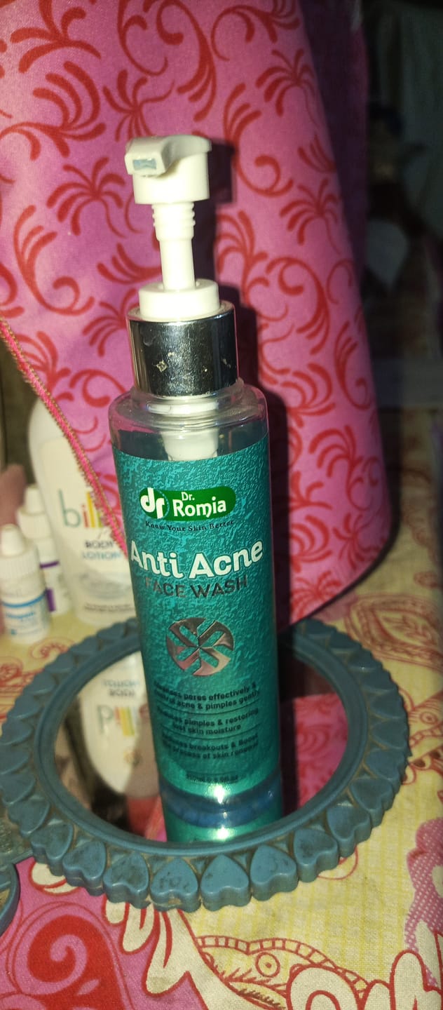 Customer photo review of Best Face Wash For Acne in Pakistan – Anti Acne Face Wash