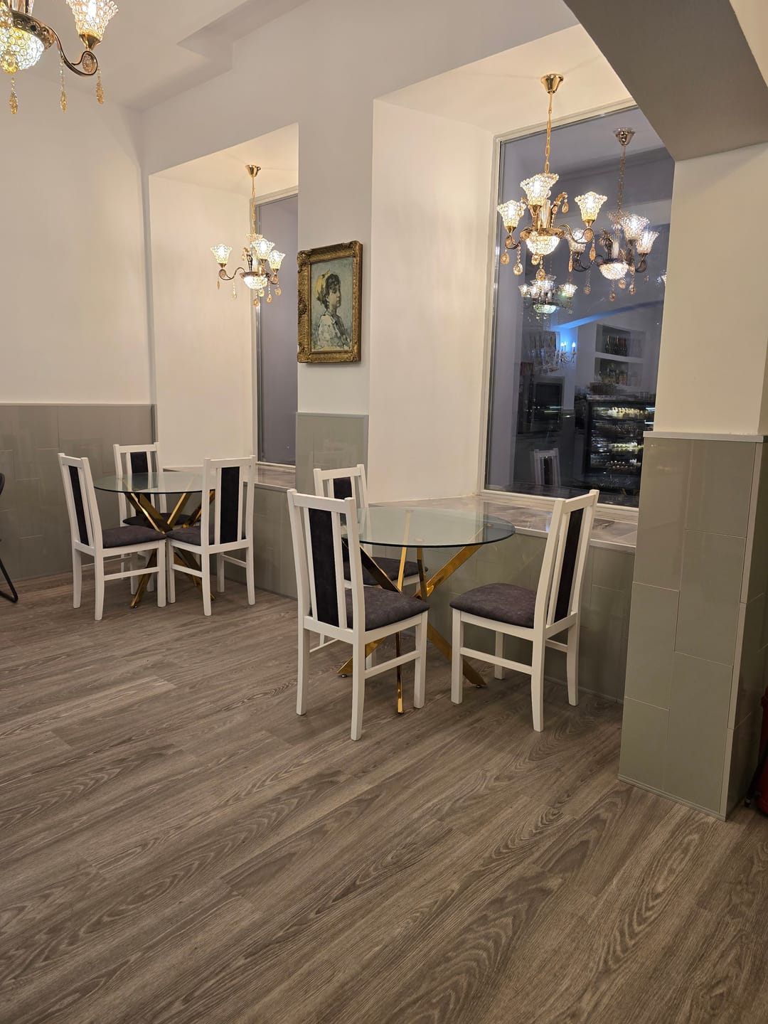 Customer photo review of Masa AGIS, transparent/auriu, sticla securizata/metal, 90x90x75 cm