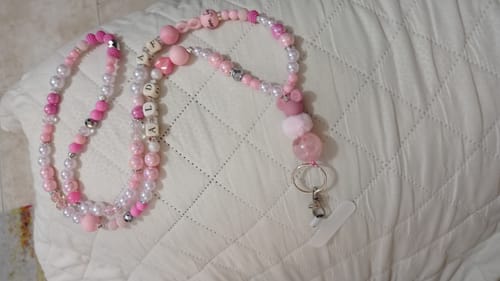 Customer photo review of Portachiavi Lungo da collo di perle fatto a mano 💝 Rosa