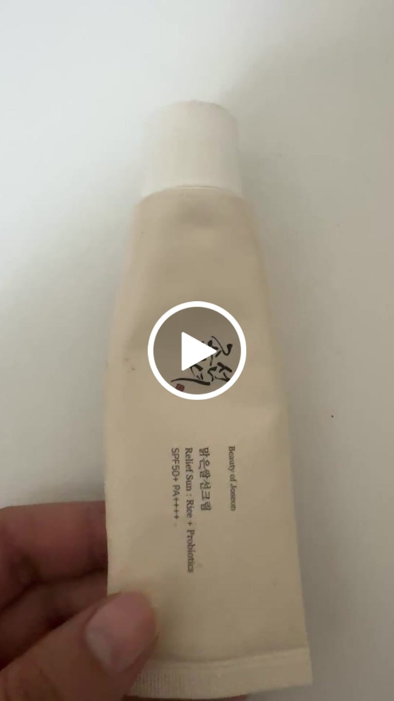 Customer video review of واقي الشمس بريليف صن رايس بروبيوتيك من بيوتي أوف جوسون - 50مل