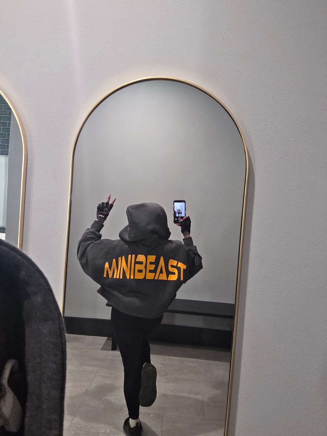 Customer photo review of Boyfriend Cropped Hoodie