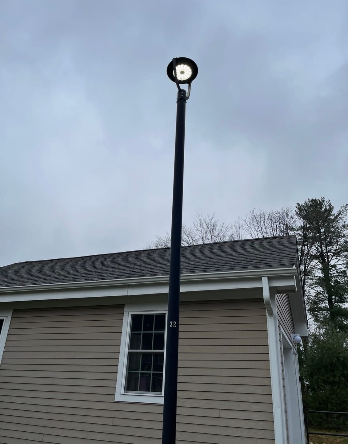 Customer photo review of Post Top Light - Selectable Color Temperature - 35W - Black - Shorting Cap