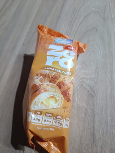 Customer photo review of 15 Cornetti proteici ripieni di crema pasticcera