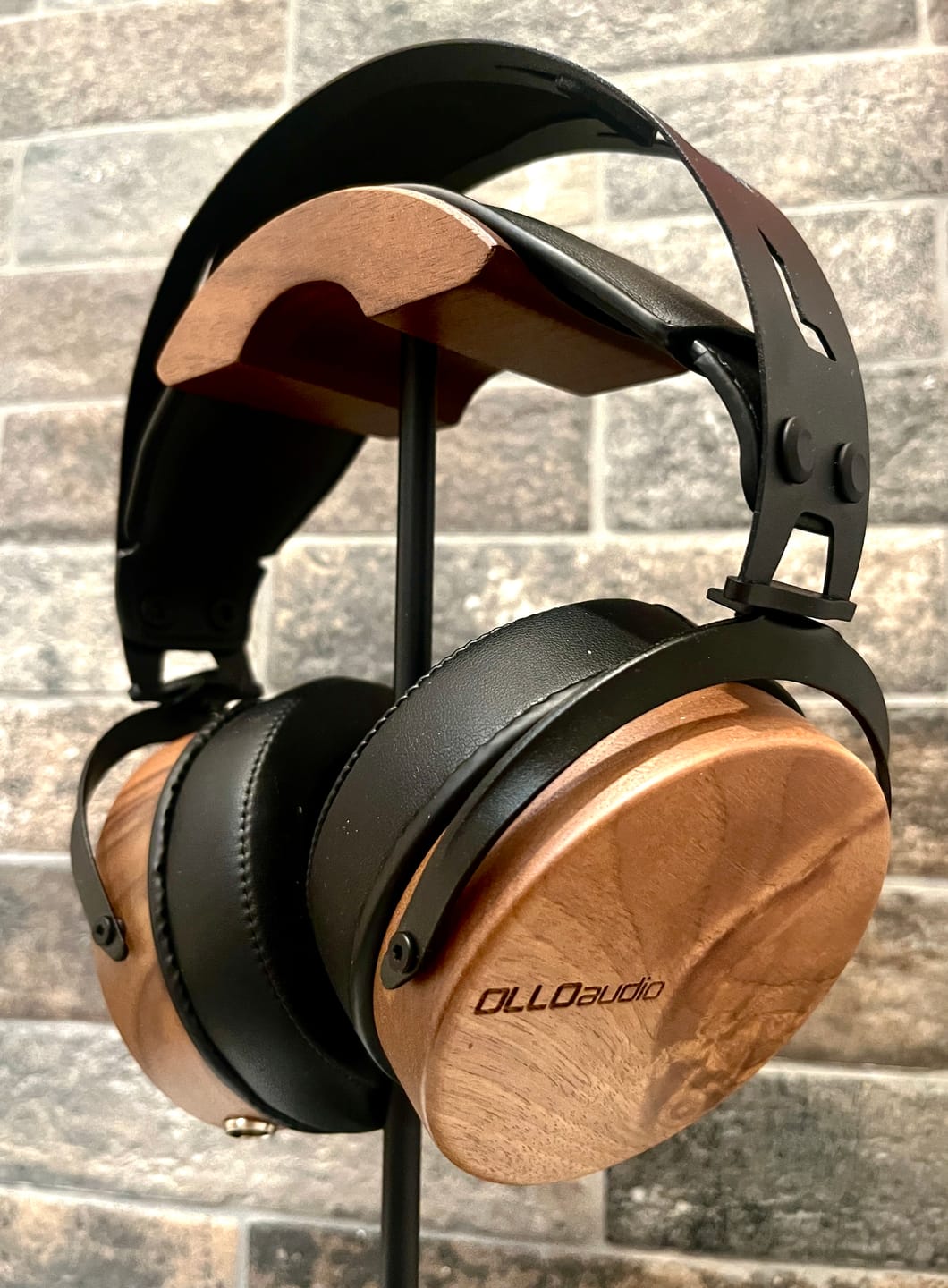 Customer photo review of R1