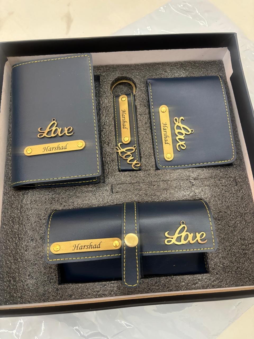 Customer photo review of Deluxe Men's Combo (4Pc's)