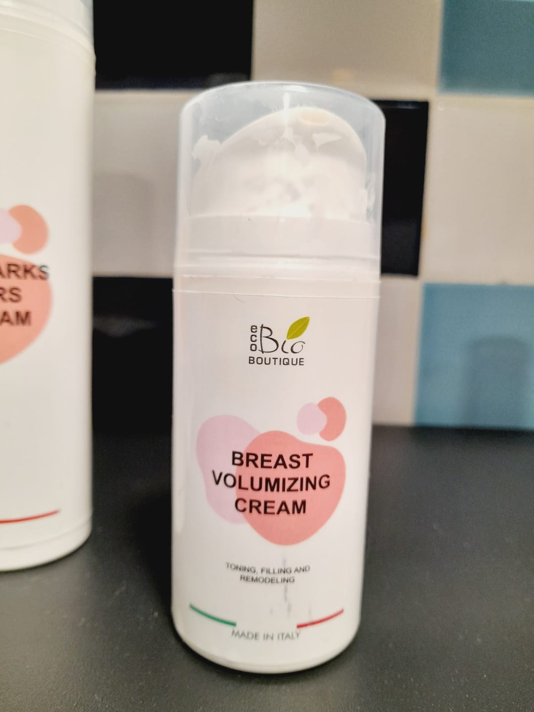 Customer photo review of Crema Voluminizadora de Pecho