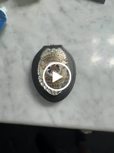 Customer video review of Customizable Badge BA08