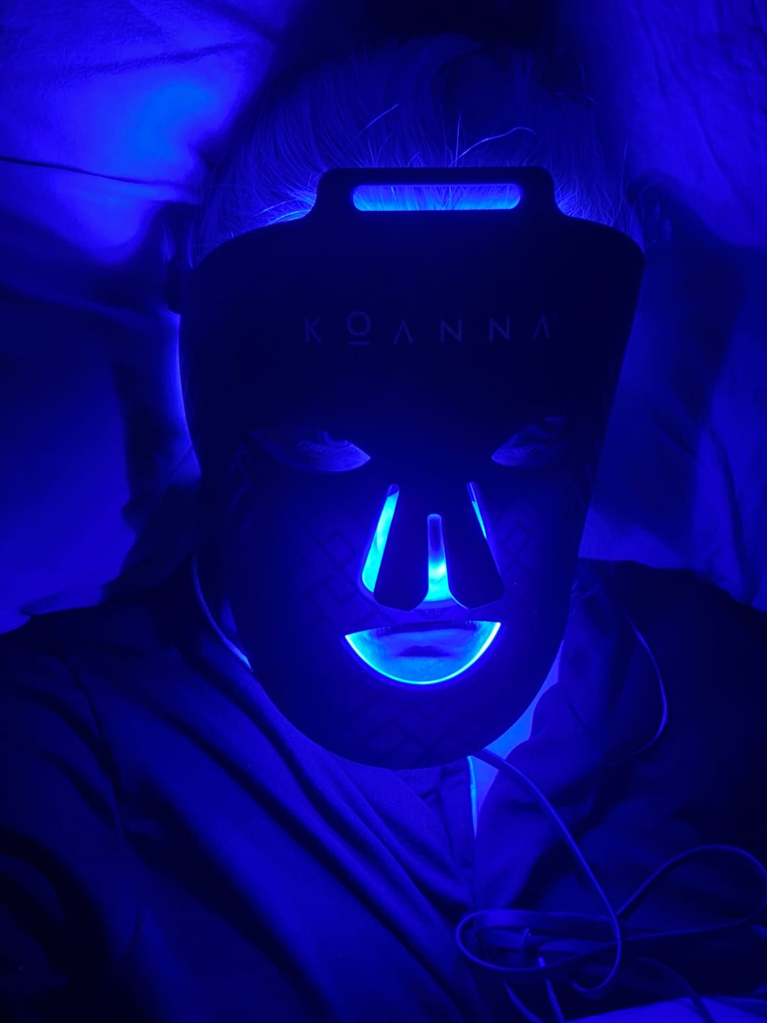 Customer photo review of Koanna® MultiGlo™ LED Lichttherapie-Maske