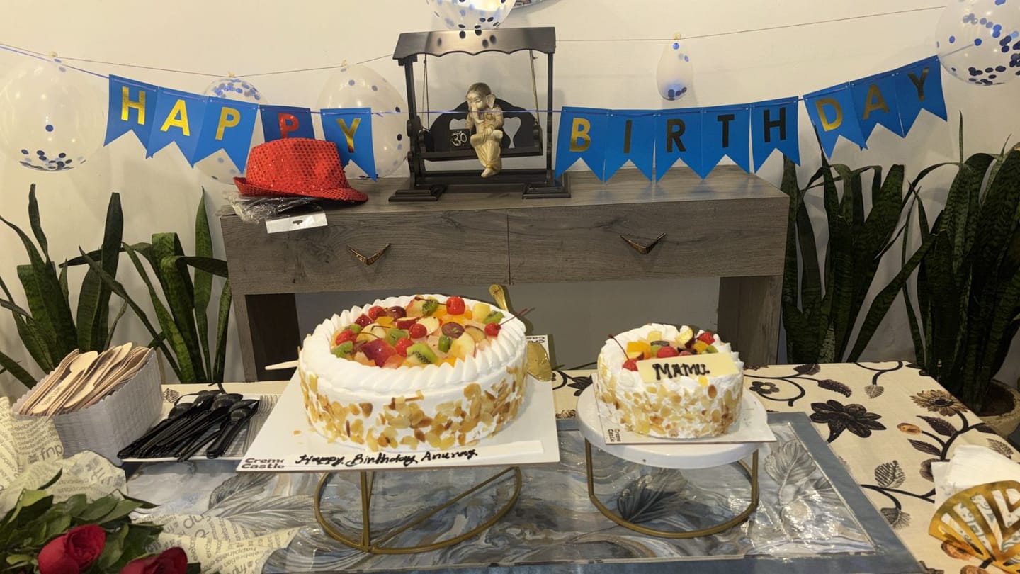 Customer photo review of Fresh Fruit Cake