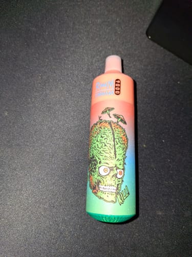 Customer photo review of RAndM - Tornado - 9K - Puffs / Disposable
