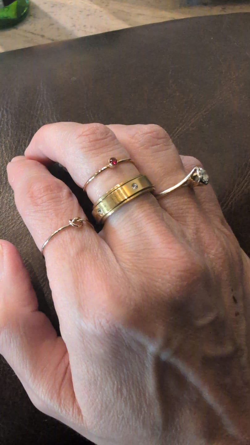 Customer photo review of Spins Love Ring (Bundle)