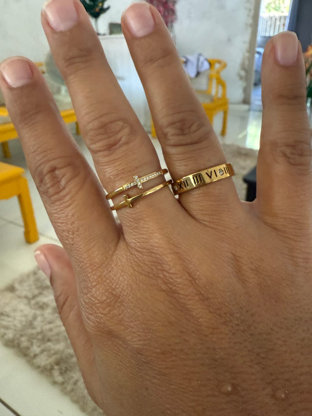 Customer photo review of Anel Cruz Banhado em Ouro 18k
