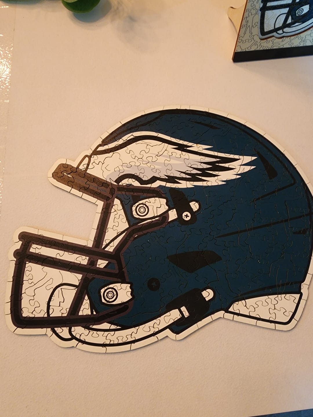Customer photo review of Philadelphia Eagles™ Casco - Rompecabezas de Madera