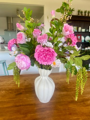 Customer photo review of Berry hanging Spray