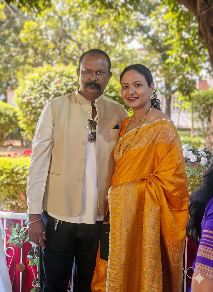 Customer photo review of Men Ecru Airy Linen Short Kurta